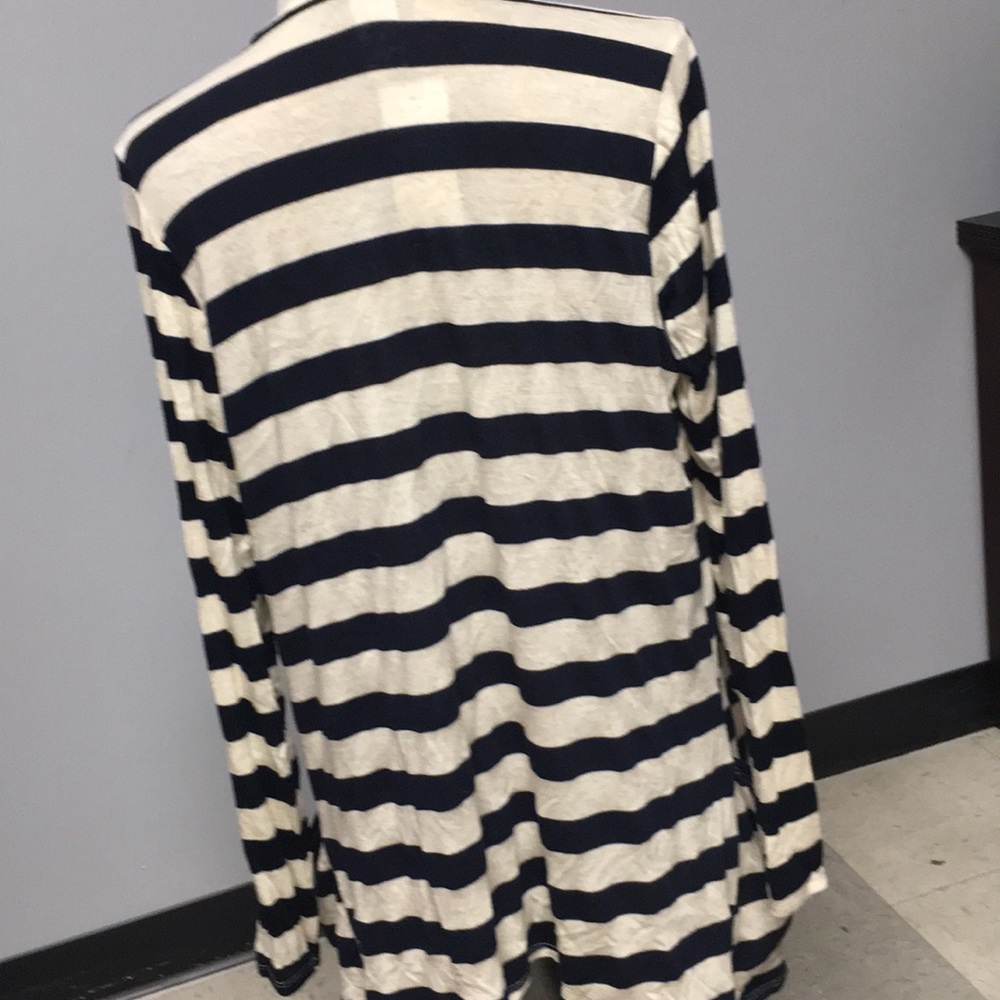 Lightweight jacket - Picture 3 of 4